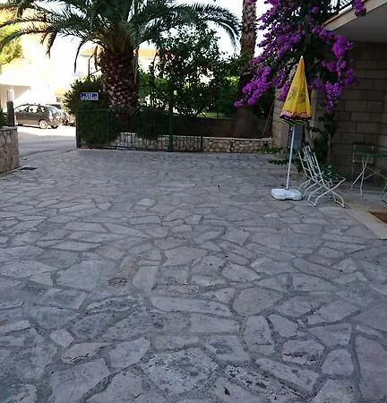 Voloder Apartment *